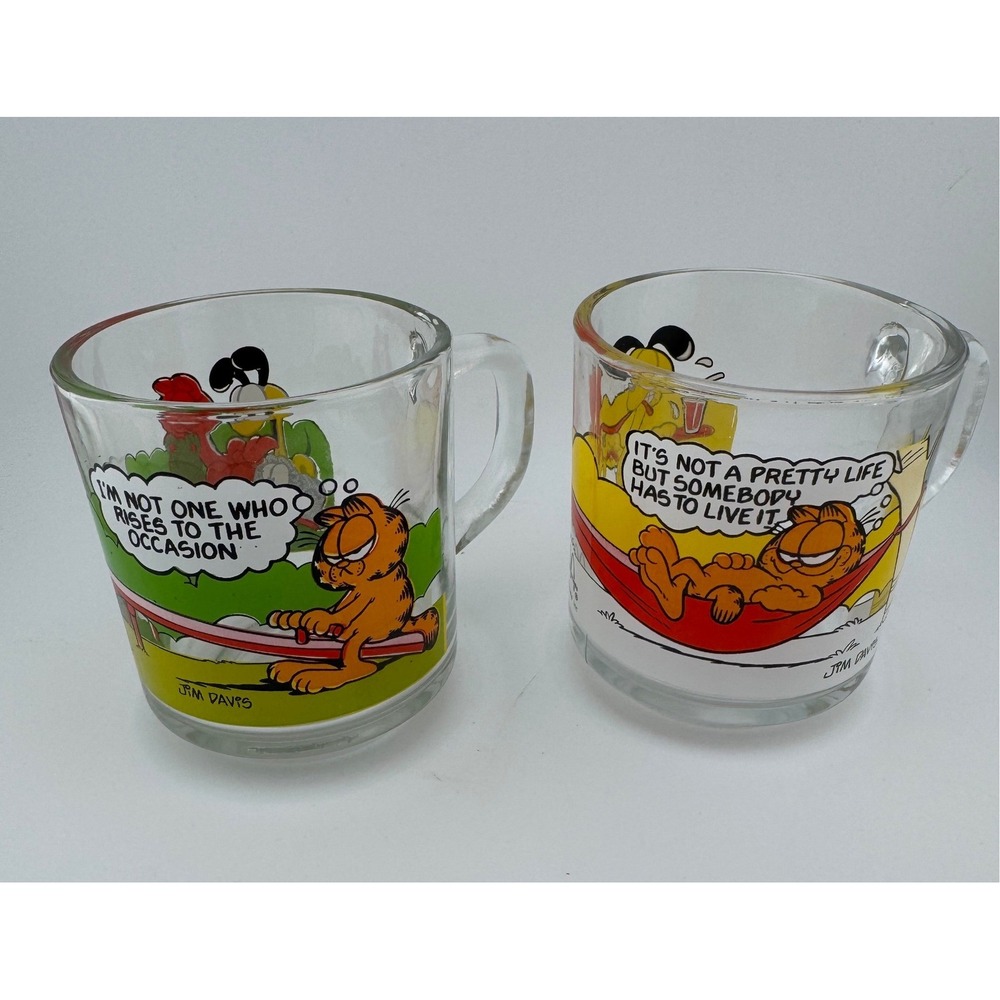 Vintage Garfield‎ Cartoon Glass Mugs Set of 2 Jim Davis Collectible 1978